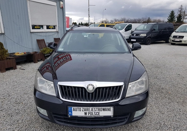 Skoda Octavia cena 22800 przebieg: 297000, rok produkcji 2010 z Sulejówek małe 121